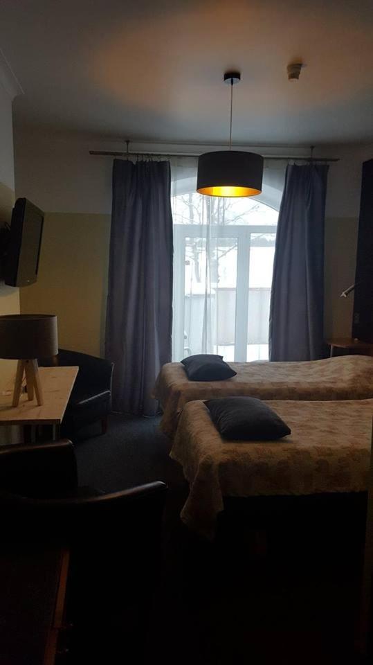 Hotell De Tolly Torva Екстер'єр фото
