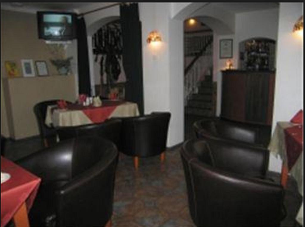Hotell De Tolly Torva Екстер'єр фото