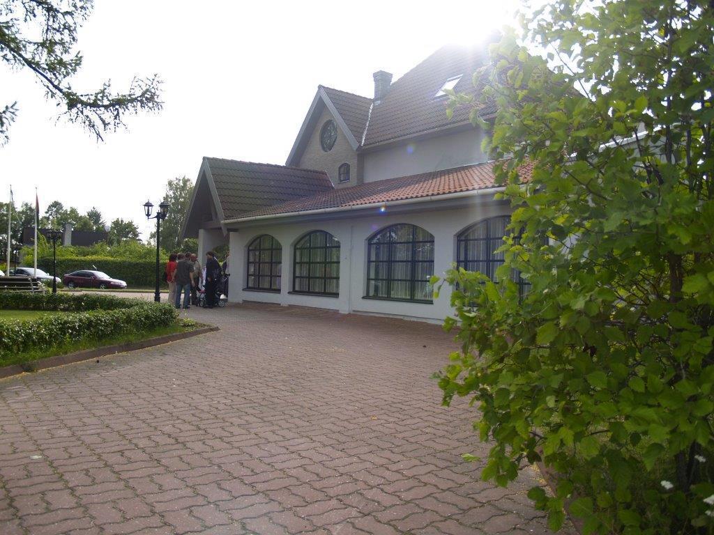 Hotell De Tolly Torva Екстер'єр фото